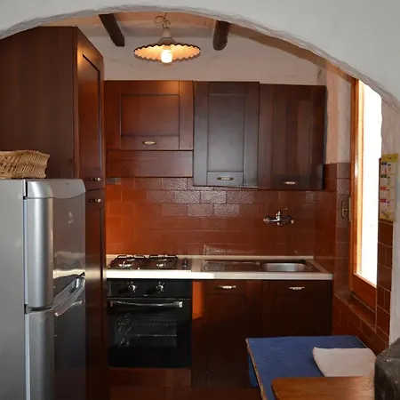 Apartman Su Entu San Salvatore (Lucca)